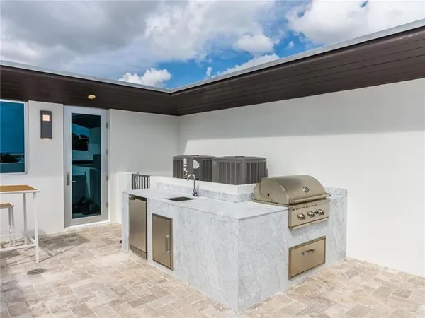 $9,995 | 240 Shore Court, Lauderdale-by-the-Sea, FL 33308