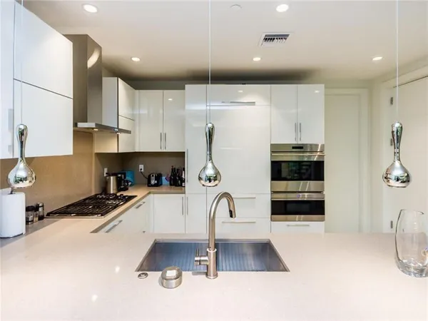 $9,995 | 240 Shore Court, Lauderdale-by-the-Sea, FL 33308