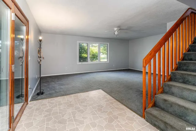 $165,000 | 1206 West Goodall Street, Marion, IL 62959