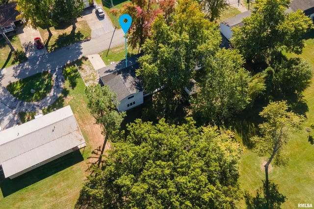 $165,000 | 1206 West Goodall Street, Marion, IL 62959