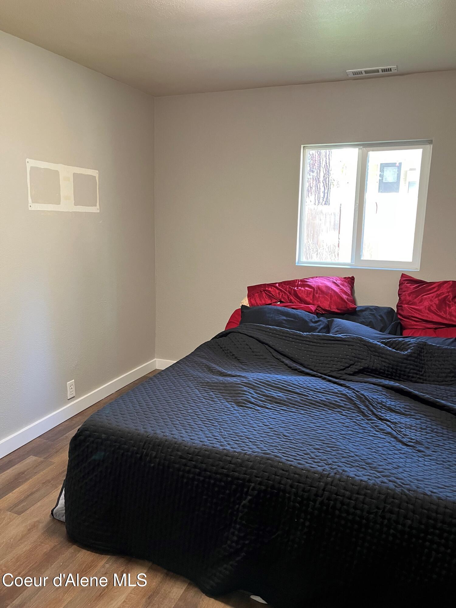 109 Railroad Avenue Wallace, ID 83873 - Photo 10 of 23 master w,king bed