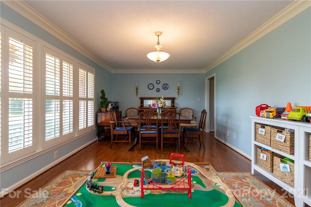 309 North Roxford Road Kings Mountain, NC 28086 - Photo 6 of 29 Gallery Image 6