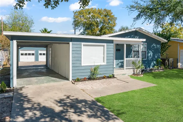 $227,700 | 3926 Pyle Drive, Corpus Christi, TX 78415