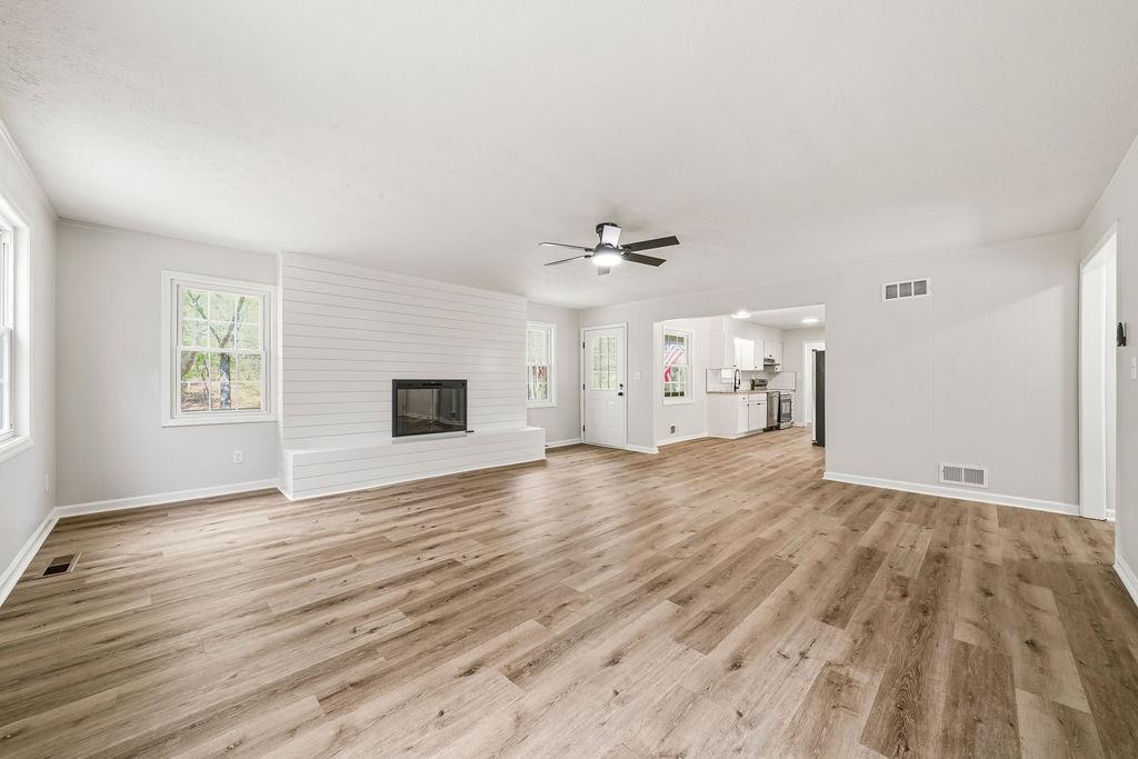5606 West Chapel Hill Road Douglasville, GA 30135 - Photo 4 of 39