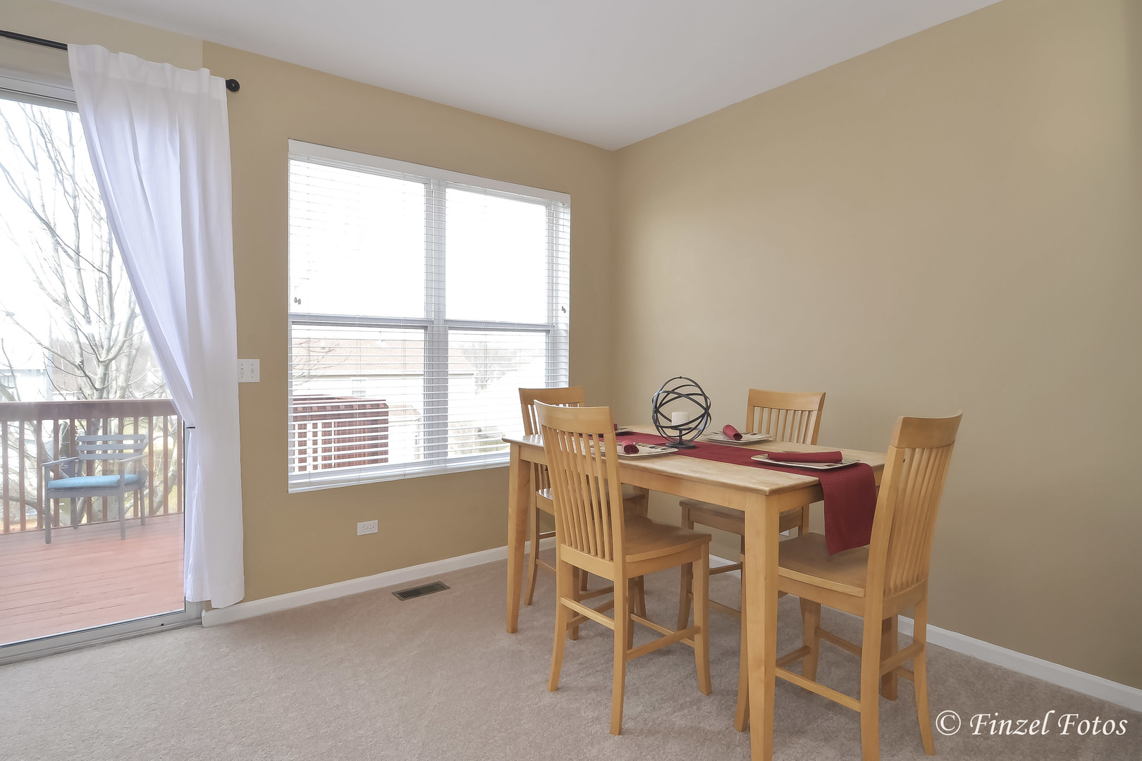 1029 Horizon Ridge Lake In The Hills, IL 60156 - Photo 6 of 16