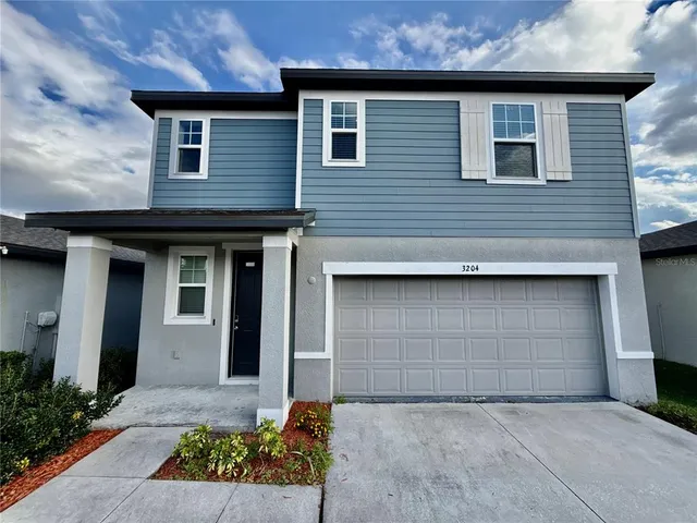 $349,900 | 3204 Fresno Place, Zephyrhills, FL 33541