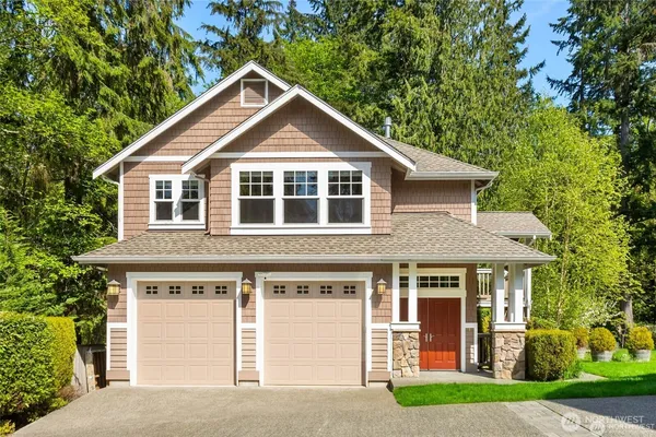 $3,950 | 17730 164th Avenue Northeast, Woodinville, WA 98072