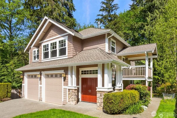 $3,950 | 17730 164th Avenue Northeast, Woodinville, WA 98072