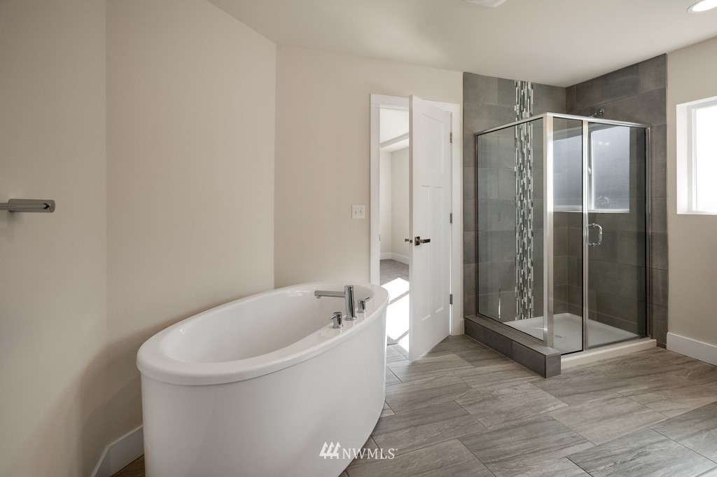 4404 234th Place Southeast, Unit OM9 Bothell, WA 98021 - Photo 14 of 25 Gallery Image 14