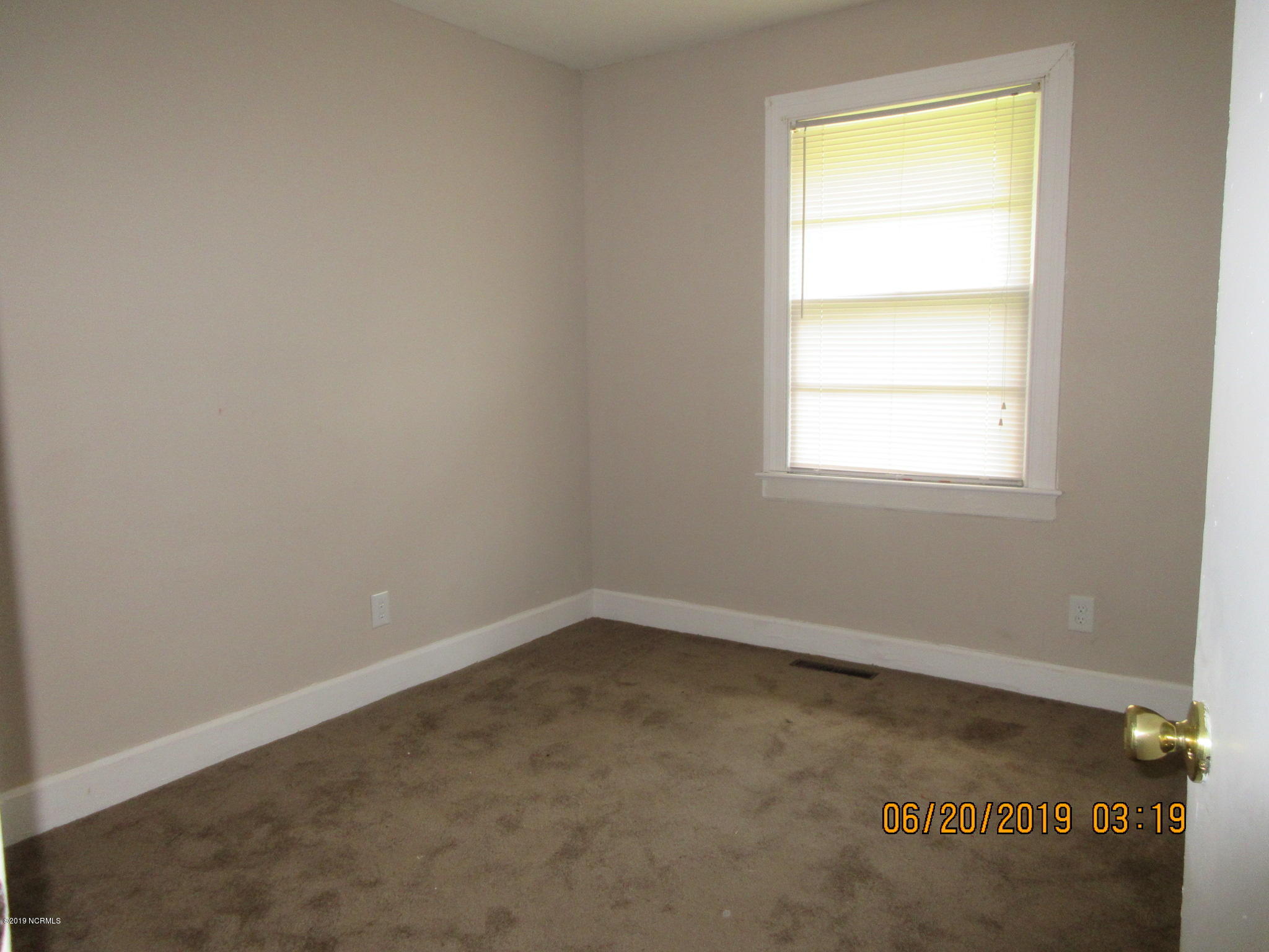 4216 Kent Road Wilson, NC 27893 - Photo 7 of 22 KENT AND LINDSAY 005