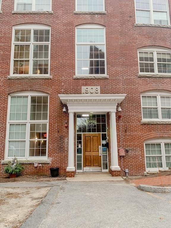 200 Market Street, Unit 3010 Lowell, MA 01852 - Photo 24 of 26