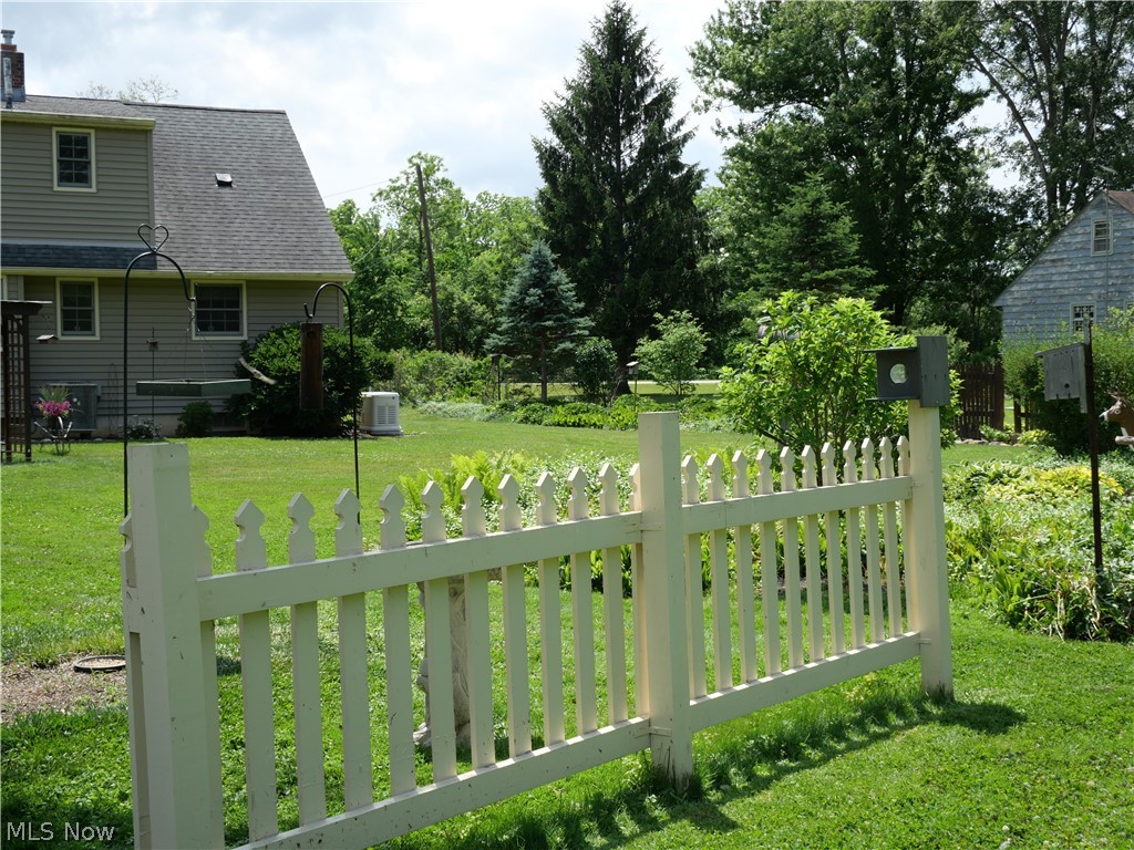 37460 Giles Road Grafton, OH 44044 - Photo 28 of 31