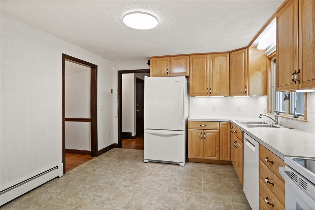 15 Reeves Road Bedford, MA 01730 - Photo 11 of 42 Gallery Image 11