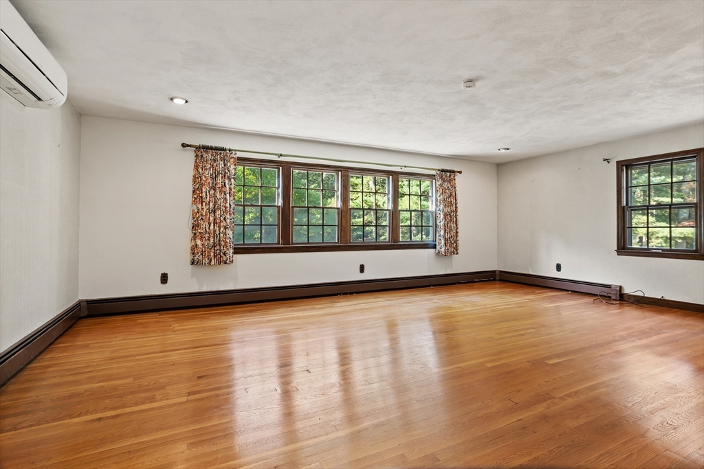 15 Reeves Road Bedford, MA 01730 - Photo 12 of 42 Gallery Image 12