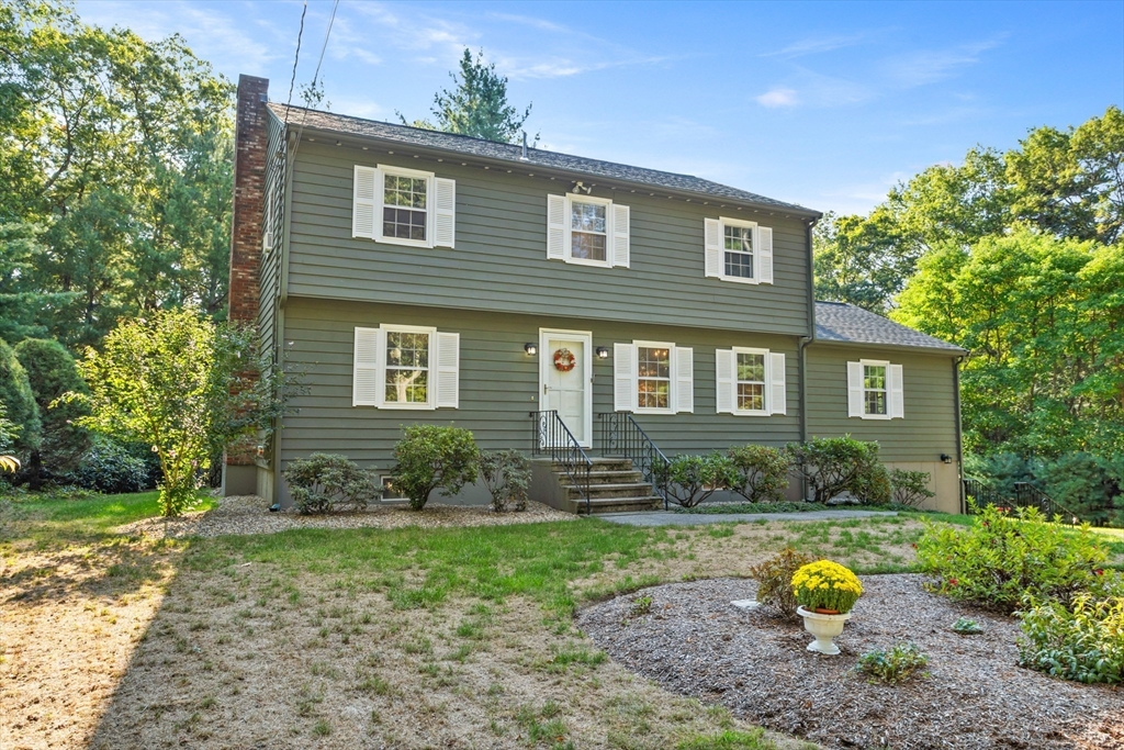 15 Reeves Road Bedford, MA 01730 - Photo 2 of 42 Gallery Image 2