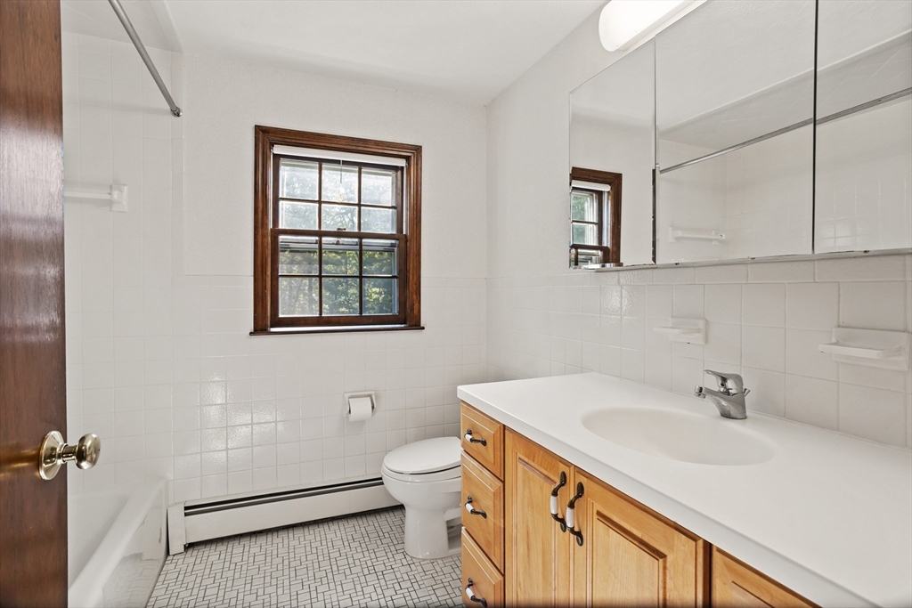 15 Reeves Road Bedford, MA 01730 - Photo 23 of 42 Gallery Image 23