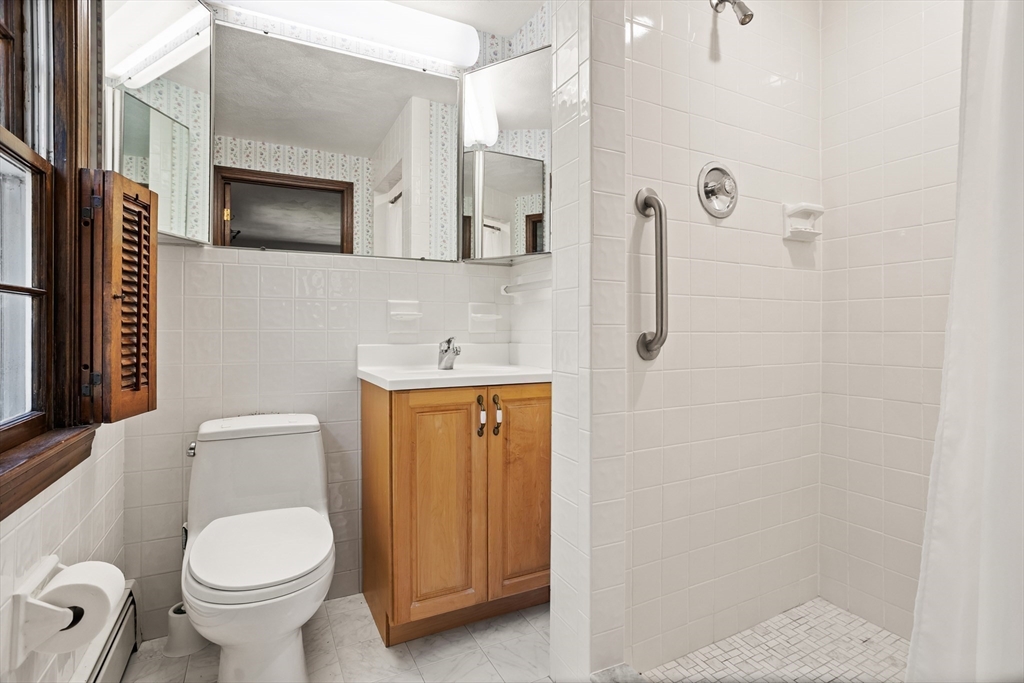 15 Reeves Road Bedford, MA 01730 - Photo 26 of 42 Gallery Image 26