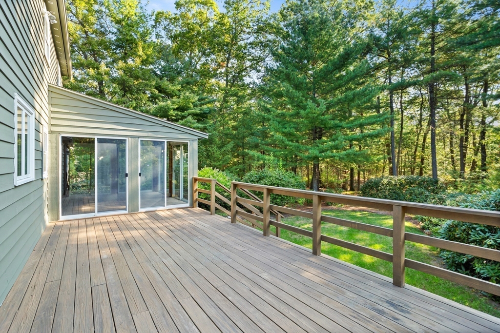 15 Reeves Road Bedford, MA 01730 - Photo 32 of 42 Gallery Image 32