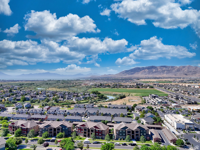 107 Jordan Ridge Boulevard, Unit 508 Saratoga Springs, UT 84045 - Photo 4 of 18