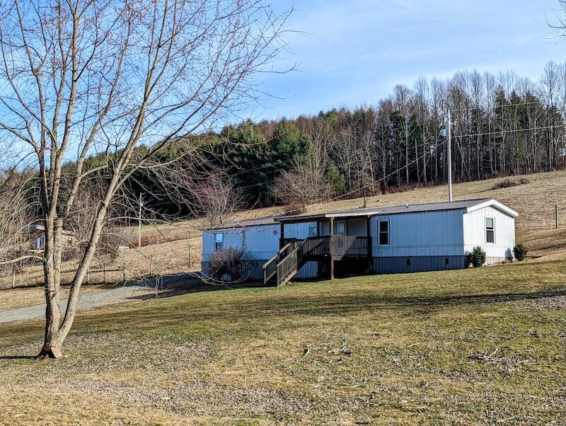 700 Gardner Road Northwest Willis, VA 24380 - Photo 1 of 32 1 (13)