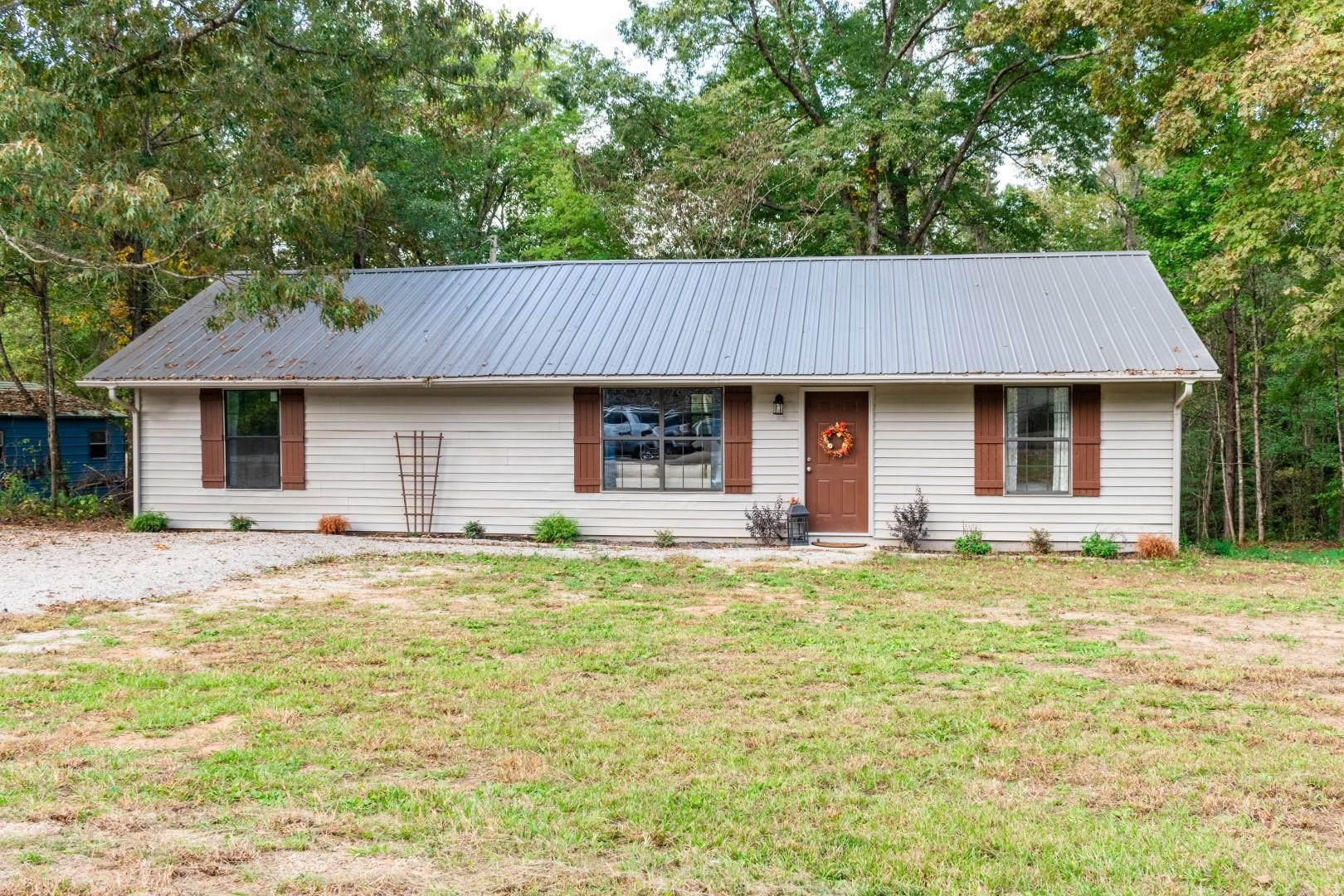 52 Cr 341 Road Iuka, MS 38852 - Photo 21 of 28 a backyard of a house