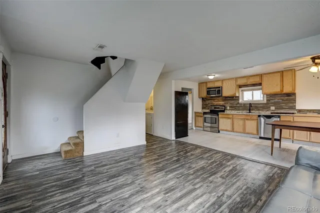 $300,000 | 505 2nd Avenue, Deer Trail, CO 80105