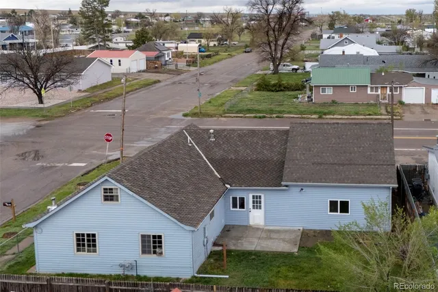 $300,000 | 505 2nd Avenue, Deer Trail, CO 80105