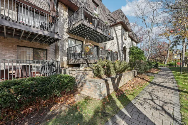 $534,900 | 107 North Broadway, Unit 113, White Plains, NY 10603