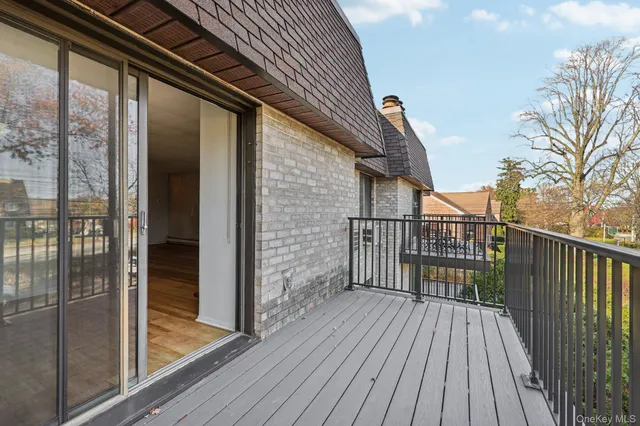 $534,900 | 107 North Broadway, Unit 113, White Plains, NY 10603