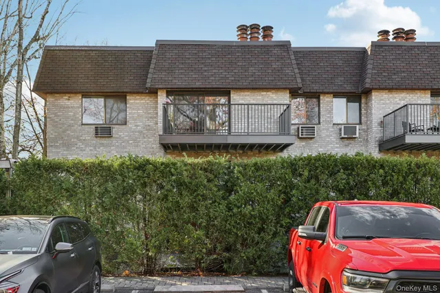 $534,900 | 107 North Broadway, Unit 113, White Plains, NY 10603