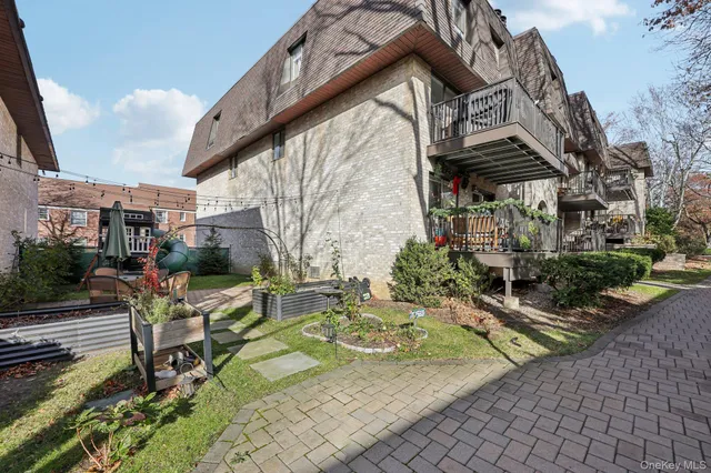 $534,900 | 107 North Broadway, Unit 113, White Plains, NY 10603