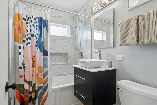 $665,000 | 775 Broadview Avenue, Highland Park, IL 60035