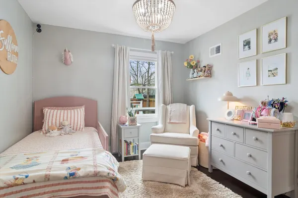 $665,000 | 775 Broadview Avenue, Highland Park, IL 60035