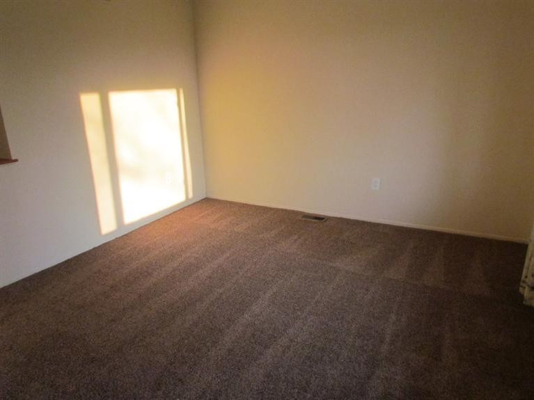 28495 Karr Road Belleville, MI 48111 - Photo 4 of 26 Photo 4