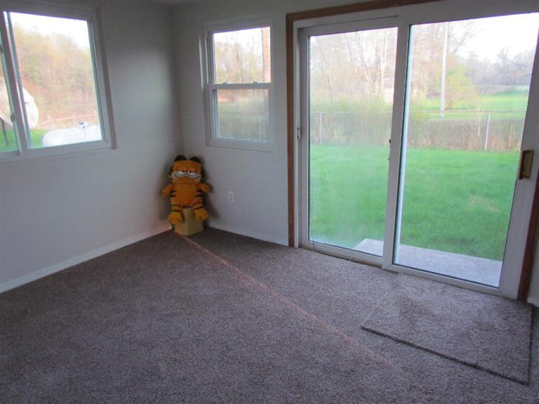 28495 Karr Road Belleville, MI 48111 - Photo 8 of 26 Photo 8