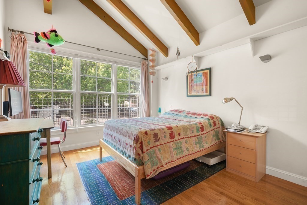 36 Lopez Avenue Cambridge, MA 02141 - Photo 12 of 42