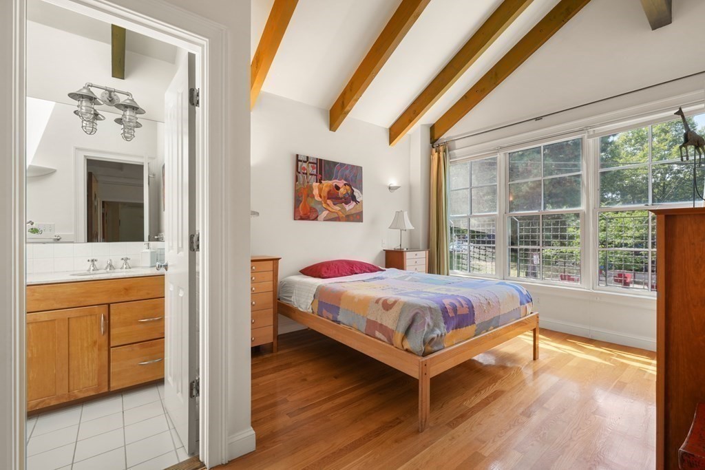 36 Lopez Avenue Cambridge, MA 02141 - Photo 15 of 42