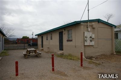1059 East Silverlake Road Tucson, AZ 85713 - Photo 4 of 14 Gallery Image 4