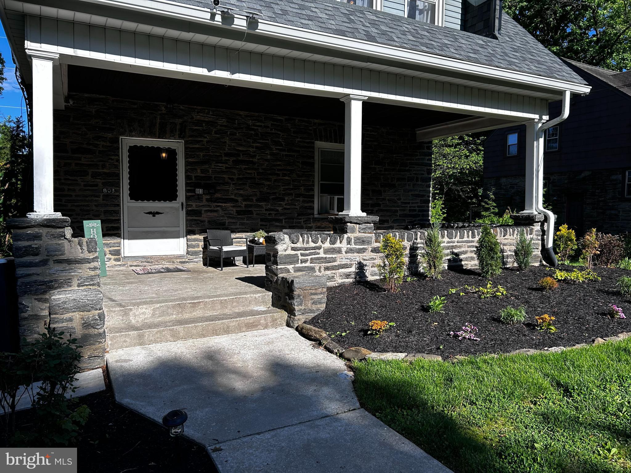 803 Grove Place Havertown, PA 19083 - Photo 1 of 35