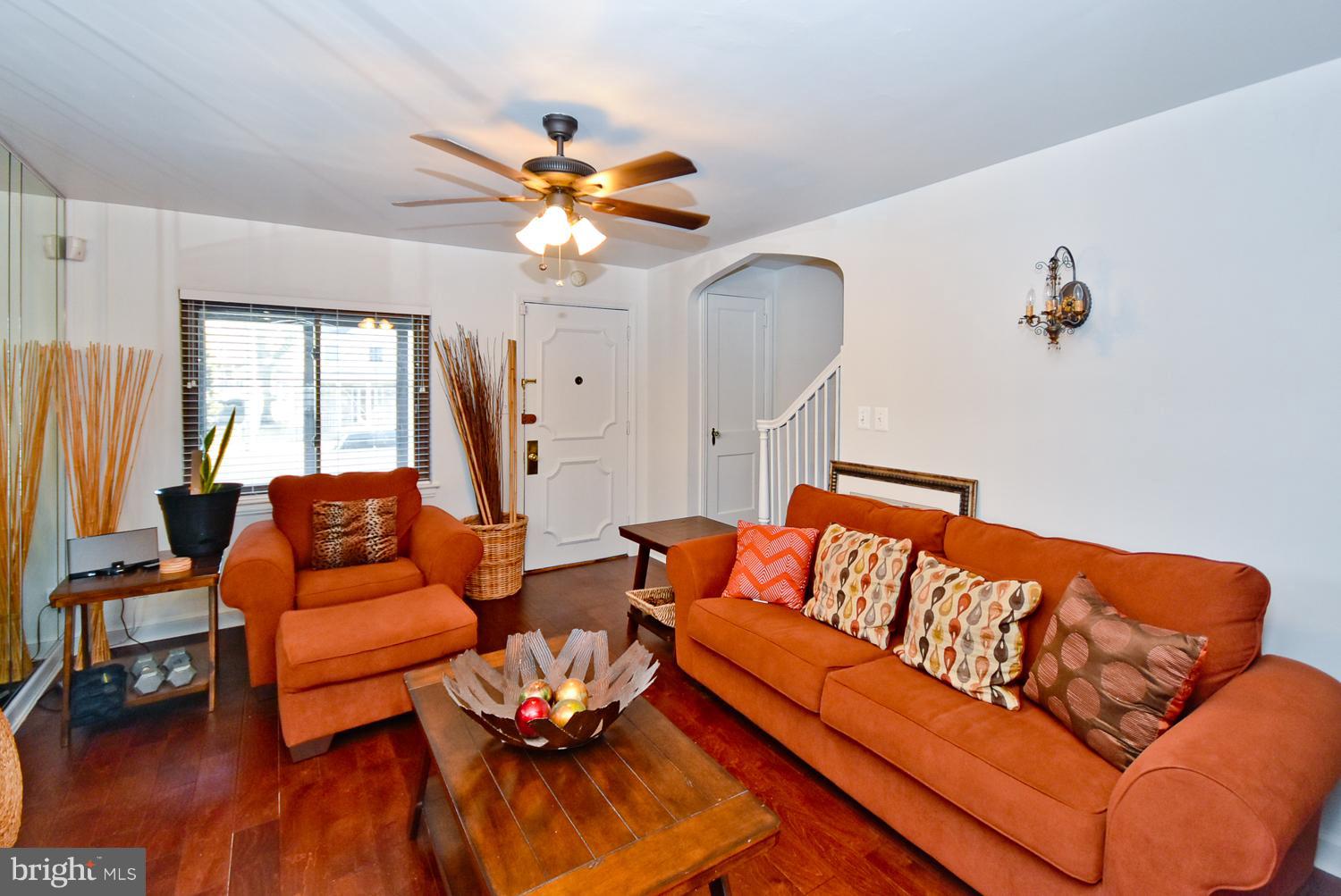 18 Anacostia Road Northeast Washington, DC 20019 - Photo 4 of 23 Family Room