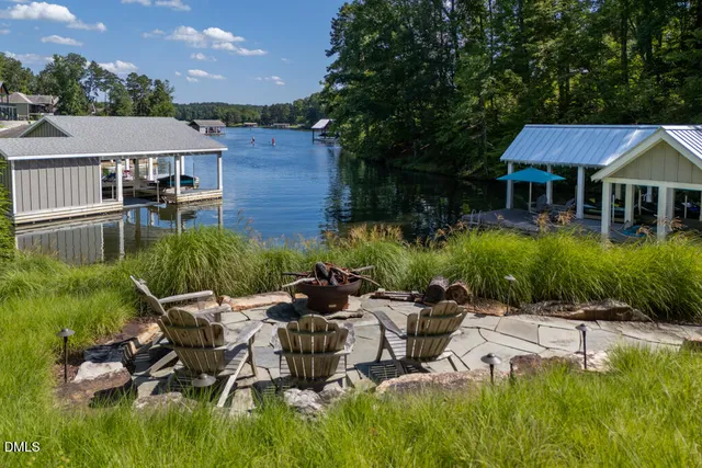 $1,450,000 | 117 North Stillwood Lane, Semora, NC 27343