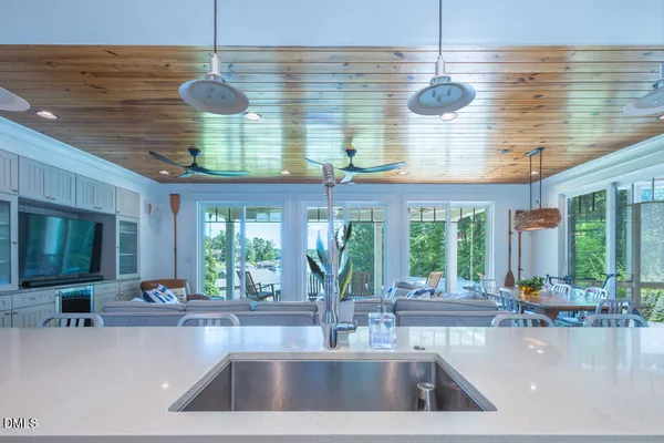 $1,450,000 | 117 North Stillwood Lane, Semora, NC 27343