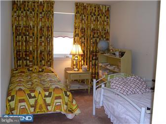 11021 Greiner Road Philadelphia, PA 19116 - Photo 10 of 12 Gallery Image 10