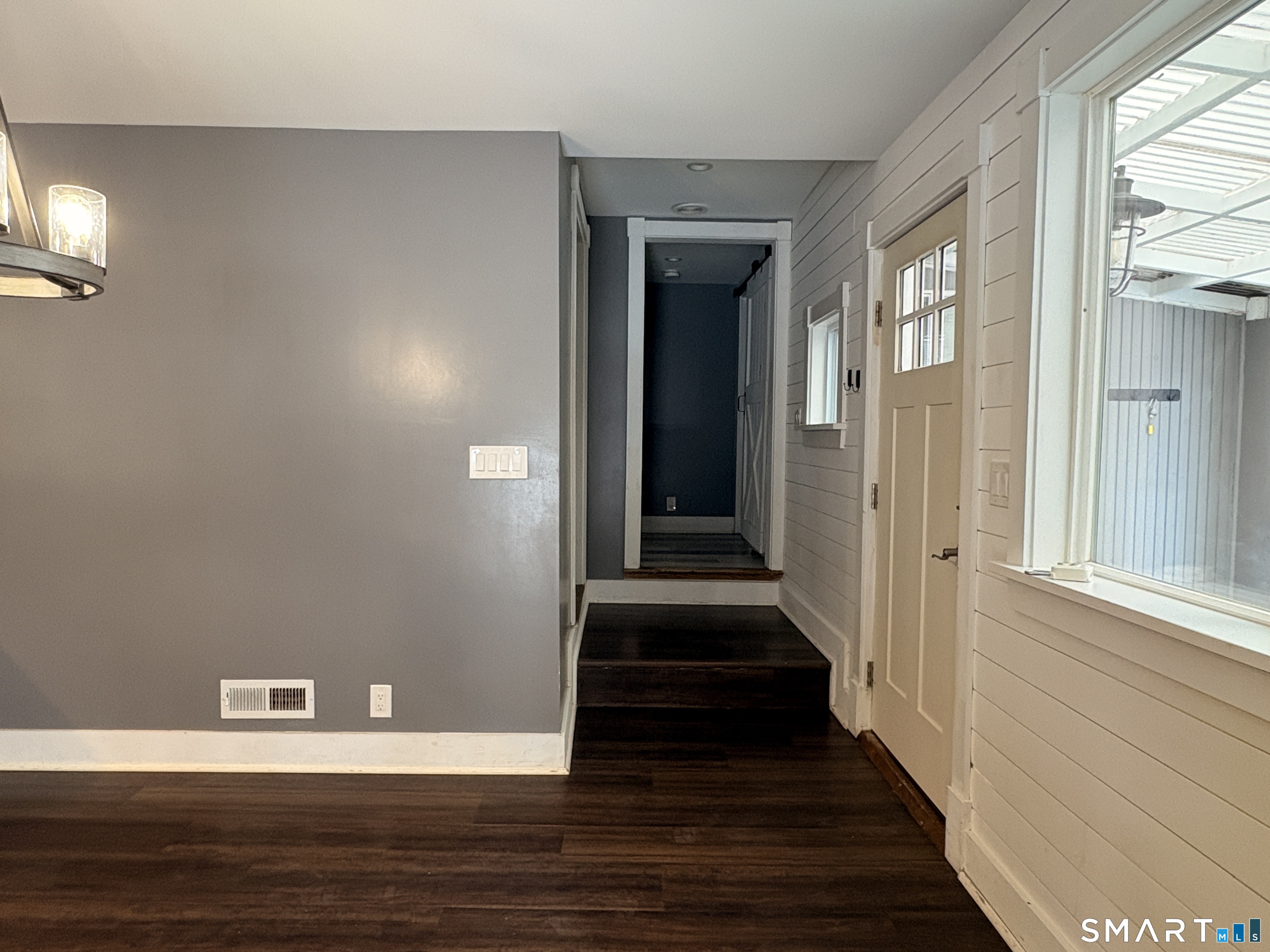 104 Cottage Road Enfield, CT 06082 - Photo 13 of 36