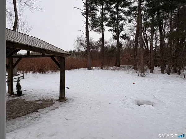 $2,450 | 104 Cottage Road, Enfield, CT 06082