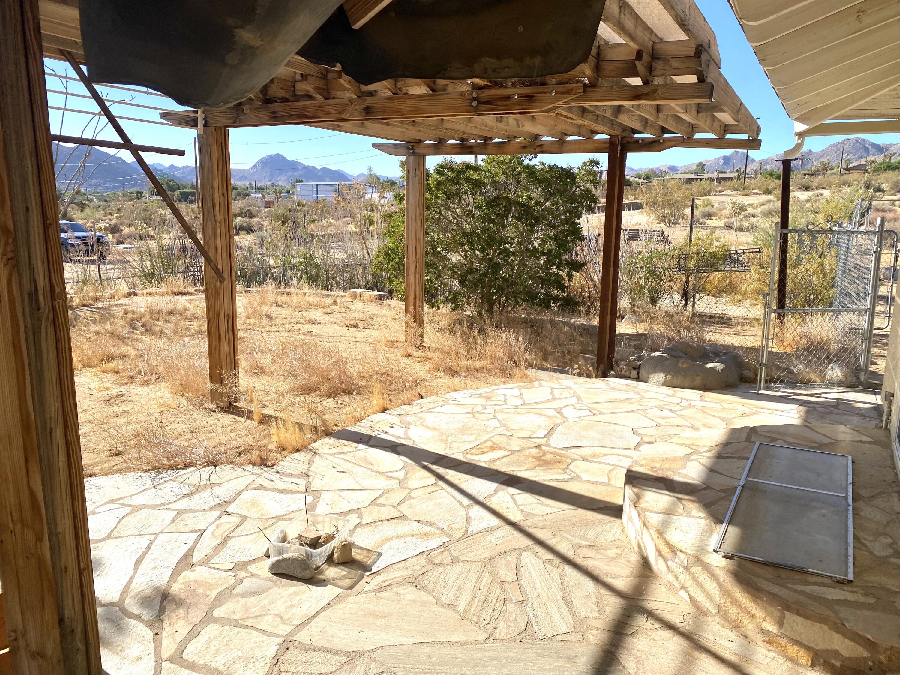6784 Outpost Road Joshua Tree, CA 92252 - Photo 13 of 22