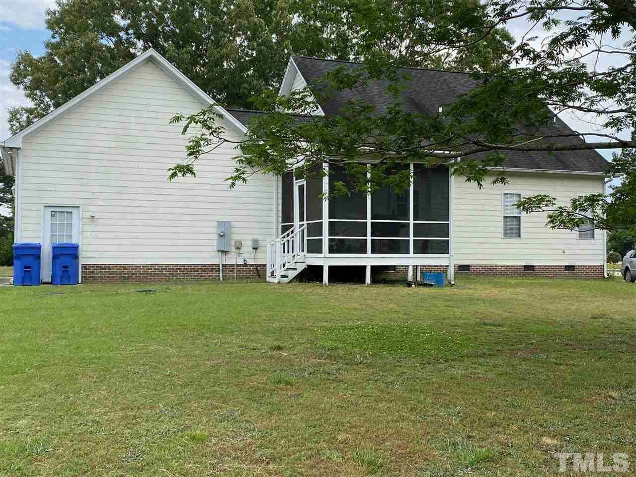 1008 Elmsleigh Way Fuquay-Varina, NC 27526 - Photo 3 of 3