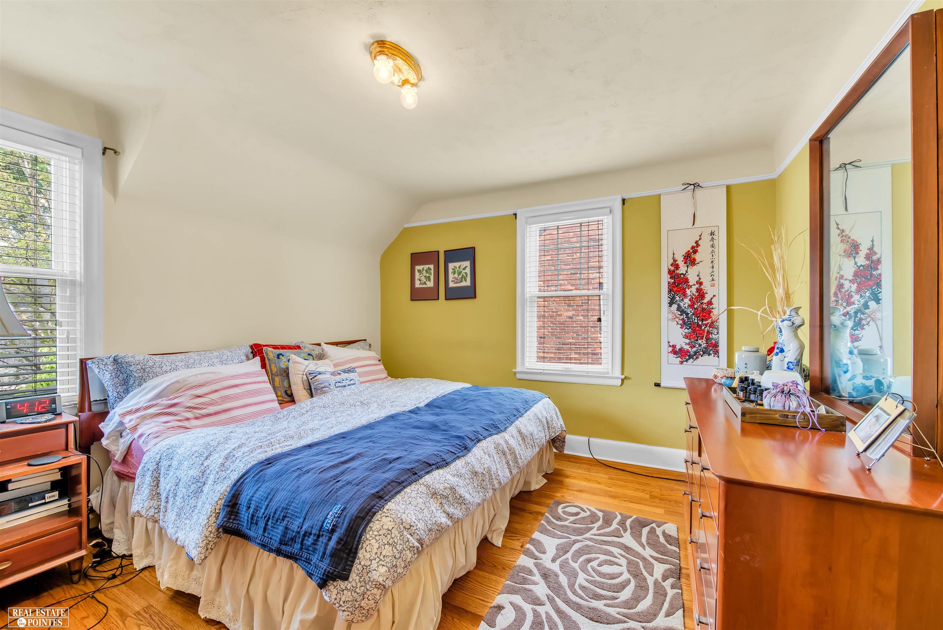 1346 Bishop Road Grosse Pointe Park, MI 48230 - Photo 16 of 31