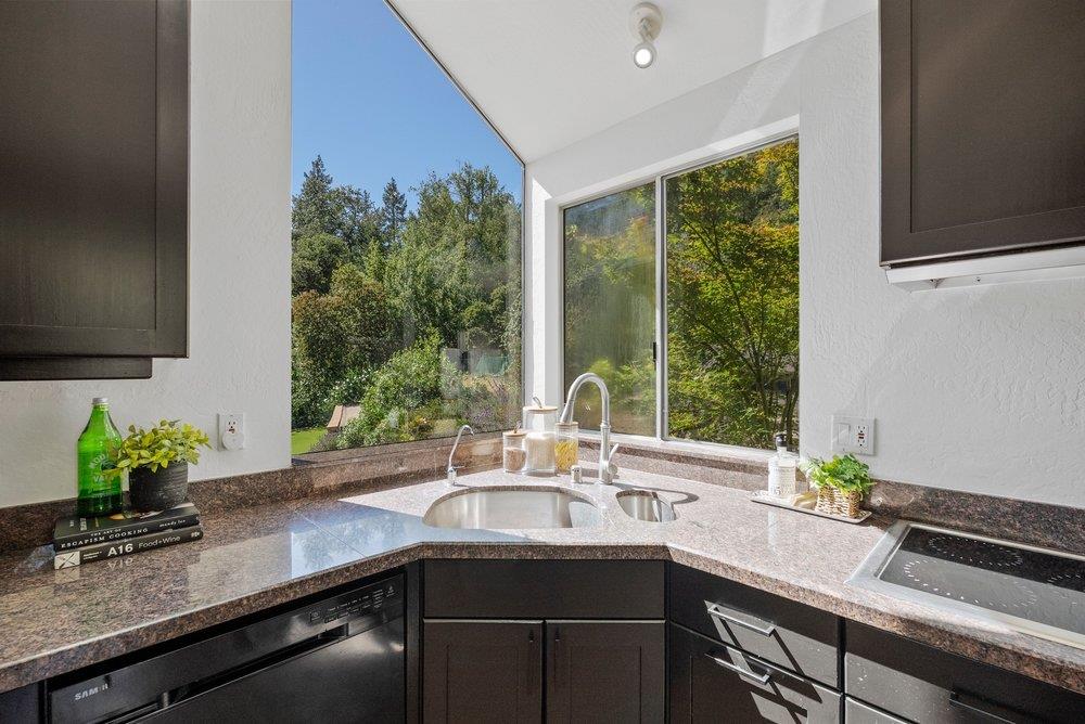 15795 Adams Ridge Los Gatos, CA 95033 - Photo 19 of 54