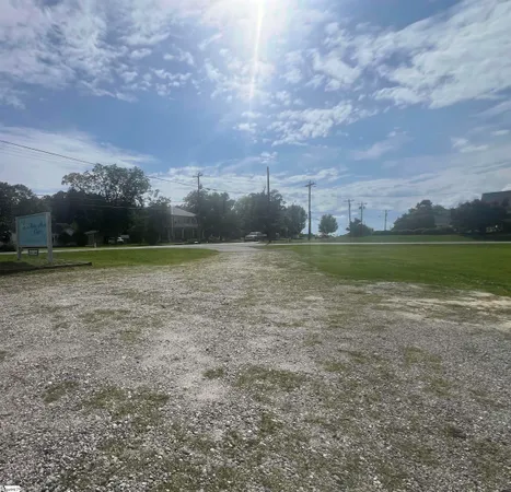 $159,000 | 600 North Main Street, Honea Path, SC 29654